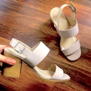 NWT Soda Soft Square Toe Light Nude Pink Strappy Block Heels/Sandals